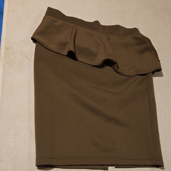 Elegant Brown Ruffle Pencil Skirt - Picture 1 of 7